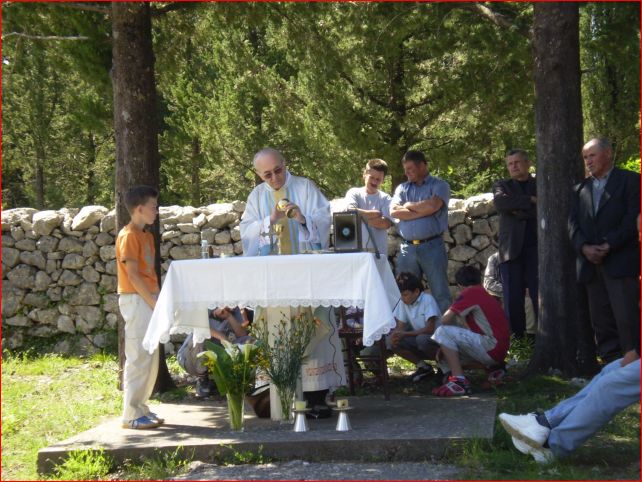 Sv.misa na Dragoviji (5)